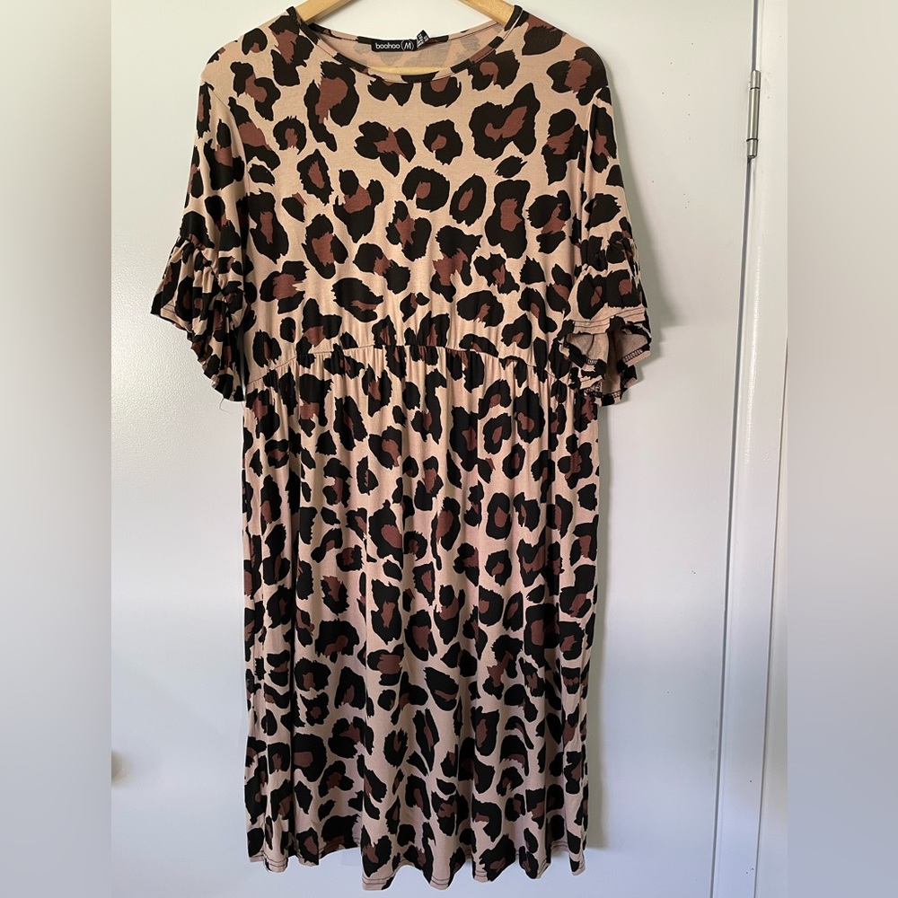 💫 HOST PICK 💫 Basic knee length maternity dress. - Picture 1 of 4